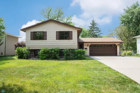 608 8th St E, West Fargo, ND 58078