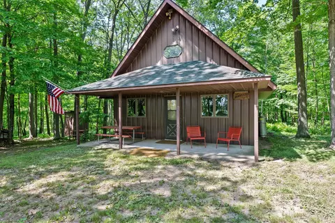 325 260th Ave, Cumberland, WI 54829