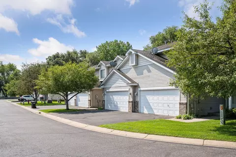 13457 Ximines Ln N, Champlin, MN 55316 photo 2