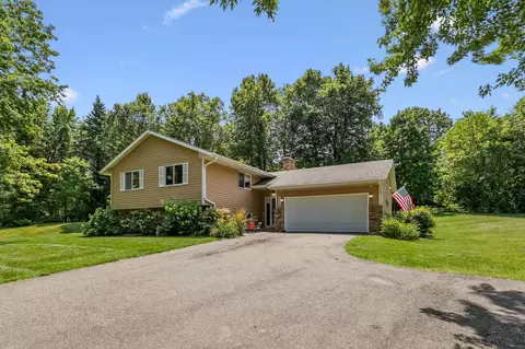 19919 Hillside Dr, Rogers, MN 55374