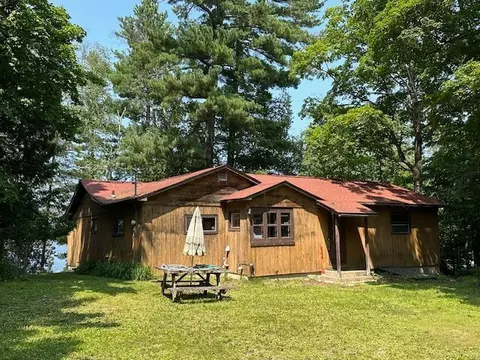 7365 Comfort Point Rd, Britt, MN 55710