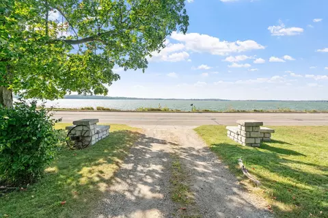 509 Lake Blvd NW, Buffalo, MN 55313