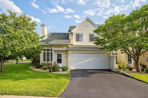 547 Aqua Cir #1210, Lino Lakes, MN 55014