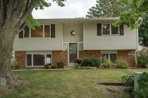 4712 15th Ave NW, Rochester, MN 55901