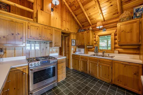 9218 Cooks Loop NW, Walker, MN 56484 photo 3
