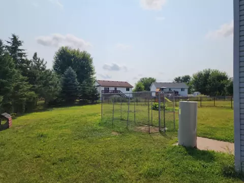 1007 Hilltop St, Braham, MN 55006 photo 14