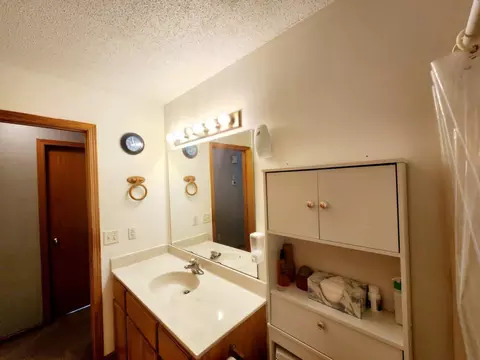 1007 Hilltop St, Braham, MN 55006 photo 22