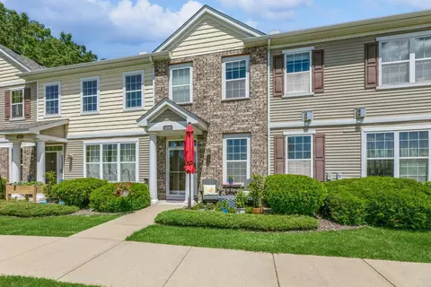 1244 Terrace Ave #417, Maplewood, MN 55109