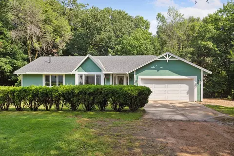 1200 Lake Lucy Rd, Chanhassen, MN 55317