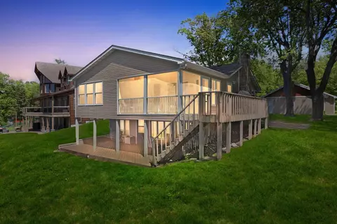44021 Vista Rd, Isle, MN 56342