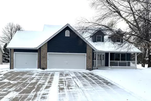 1430 8th Ave SW, Hutchinson, MN 55350
