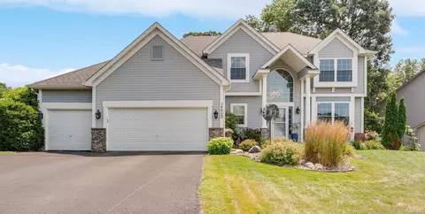 14903 Valley View Dr, Savage, MN 55378