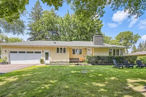 2719 Lake Blvd, North Saint Paul, MN 55109
