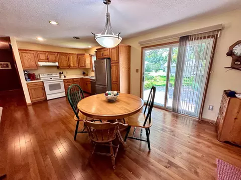 1102 Cheryl Ave, Marshall, MN 56258 photo 5