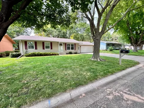 1102 Cheryl Ave, Marshall, MN 56258 photo 29