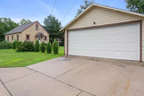 1027 9th Ave N, Saint Cloud, MN 56303 photo 3