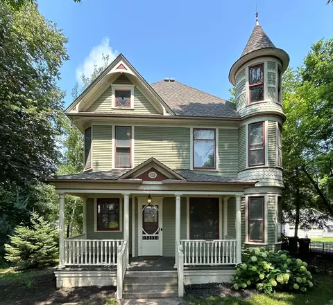 111 Bryant Ave NE, Hector, MN 55342
