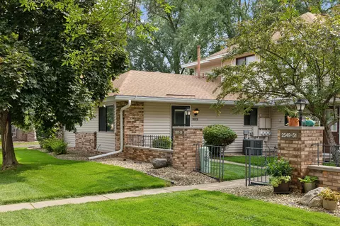 2539 Brookdale Ln #457, Brooklyn Park, MN 55444