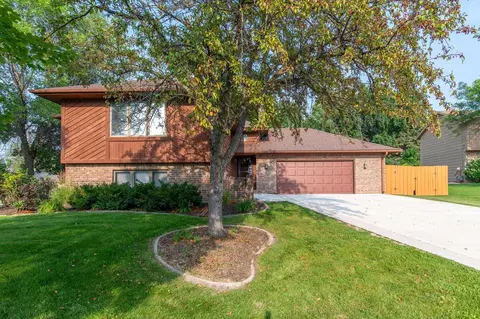 4590 Balsam Ln N, Plymouth, MN 55442