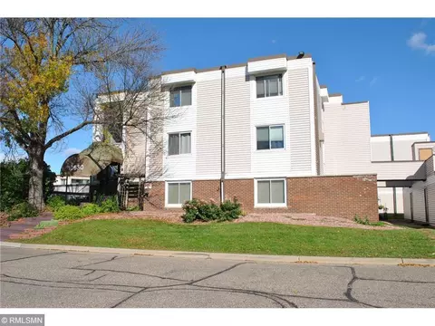 10630 Rockford Rd #311, Plymouth, MN 55442