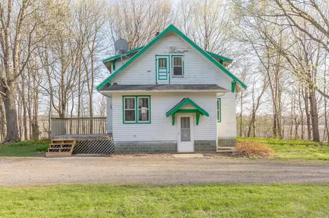 25305 Laredo Ave, Belle Plaine, MN 56011