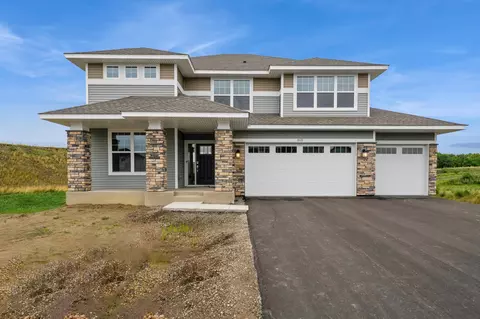 1922 Balsam Dr, Chaska, MN 55318