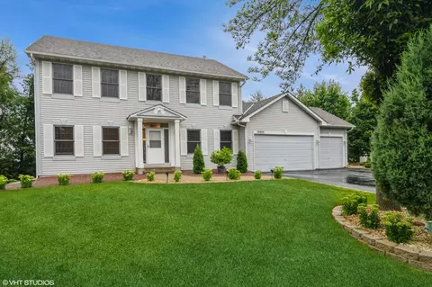 13933 Utah Ave, Savage, MN 55378