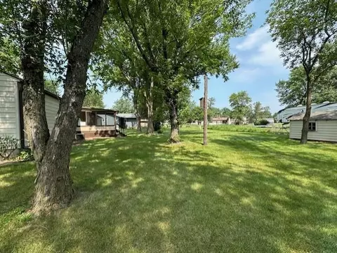 2050 River Rd, Windom, MN 56101 photo 7