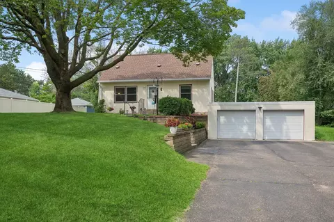 3965 E County Line N, White Bear Township, MN 55110