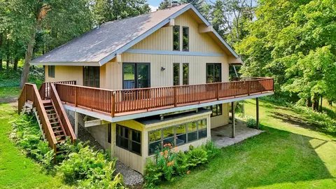 16089 Elgin Ct, Faribault, MN 55021 photo 3