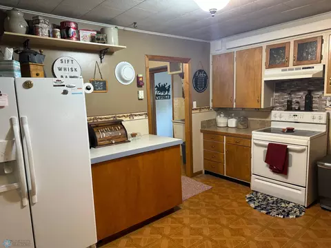 105 Main St S, Leonard, ND 58052 photo 2