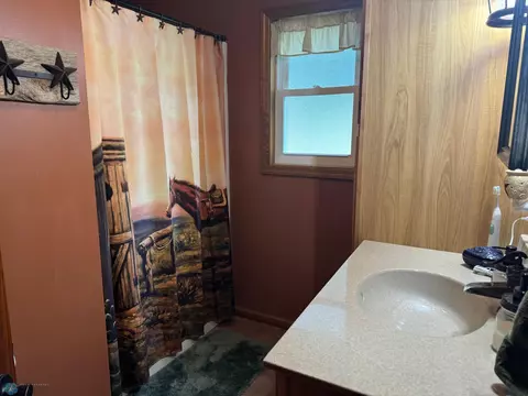 105 Main St S, Leonard, ND 58052 photo 6