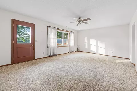 2213 Baker Trl, Faribault, MN 55021 photo 9