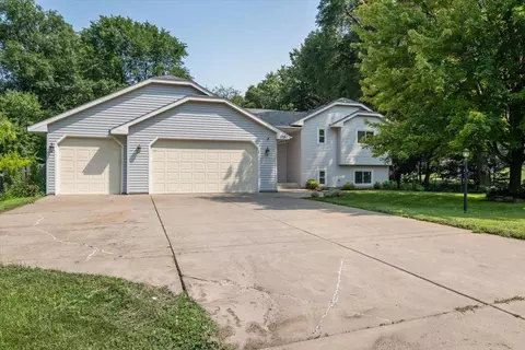 1781 Orchard Ln, White Bear Lake, MN 55110