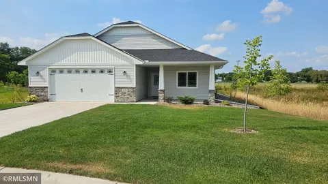 3136 Zuni Way NW, Anoka, MN 55303