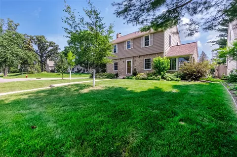 1438 Como Blvd E, Saint Paul, MN 55117