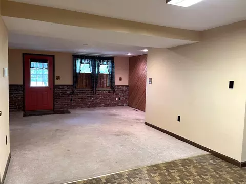 660 Miller Ave, Windom, MN 56101 photo 25