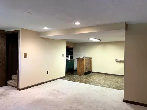 660 Miller Ave, Windom, MN 56101 photo 22
