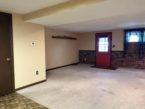 660 Miller Ave, Windom, MN 56101 photo 23