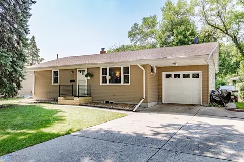 2018 9 12 St N, Fargo, ND 58102