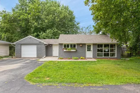 5320 Manitou Rd, Tonka Bay, MN 55331