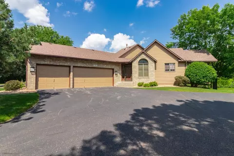 13363 Huntington Cir, Apple Valley, MN 55124