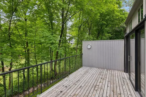 4635 Bayswater Rd, Shorewood, MN 55331 photo 5