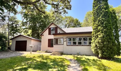 2215 Green Ave, Anoka, MN 55303