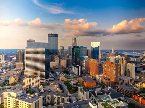 1235 Yale Pl #404, Minneapolis, MN 55403
