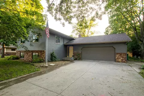 215 N Davis Ave, Litchfield, MN 55355