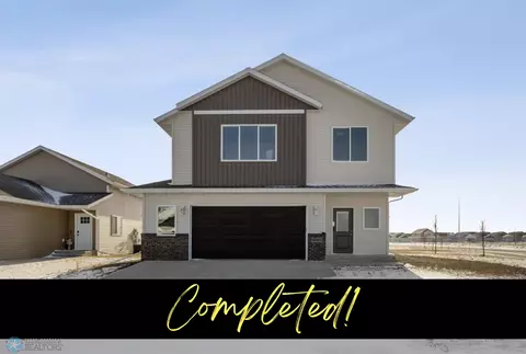 6041 80th Ave S, Horace, ND 58047