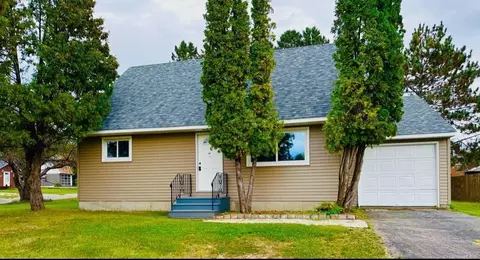 322 Elmwood Rd, Hoyt Lakes, MN 55750