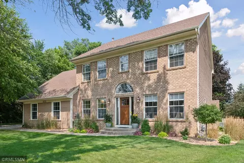 2575 Christian Pkwy, Chaska, MN 55318