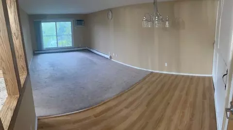 3155 Coachman Rd #415, Eagan, MN 55121 photo 4